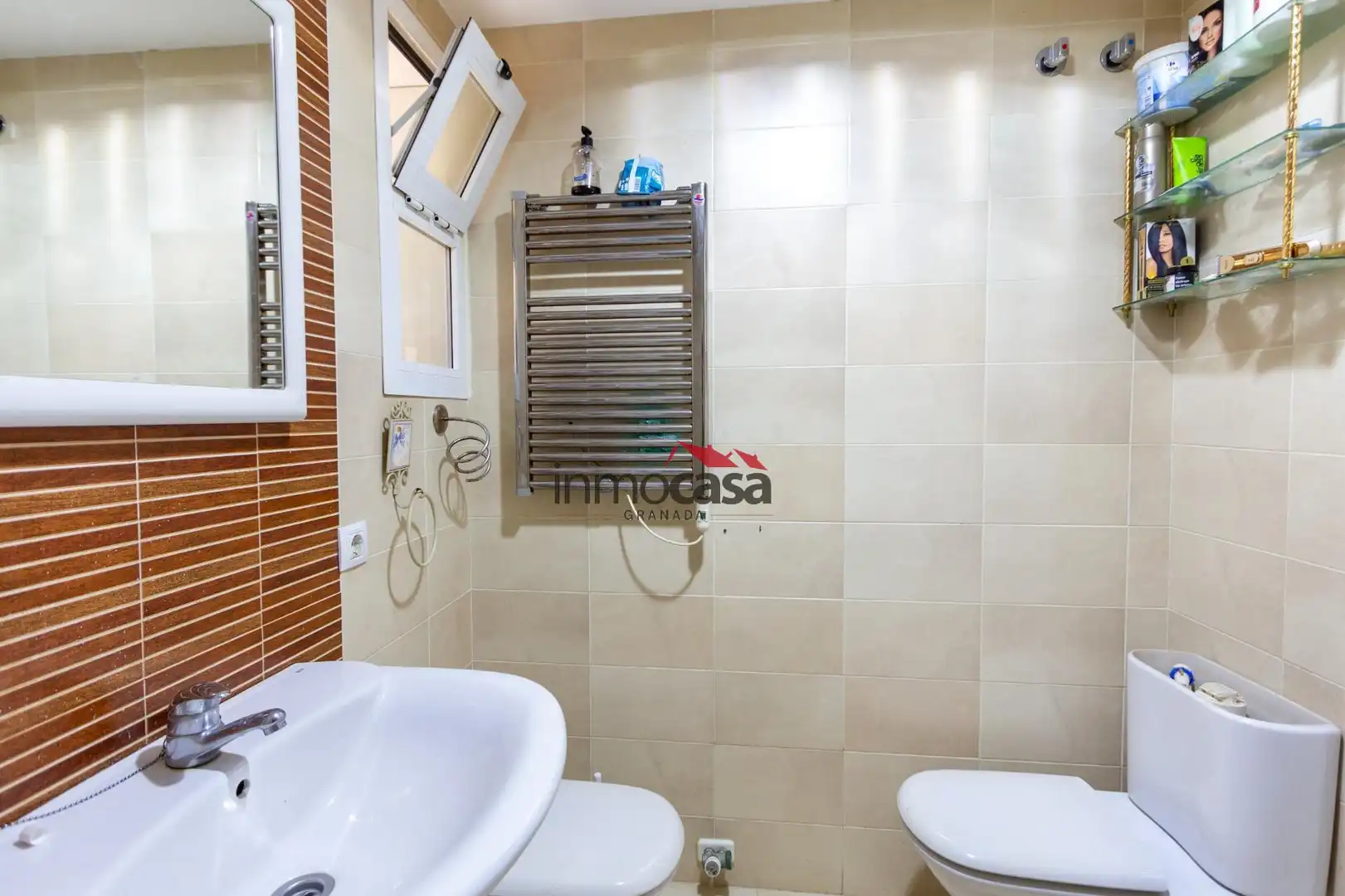 Baño de Piso en venta en Armilla con Trastero