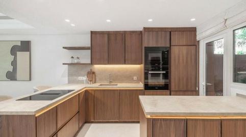 Foto 5 de Casa adosada de lloguer a Puente Romano, Marbella