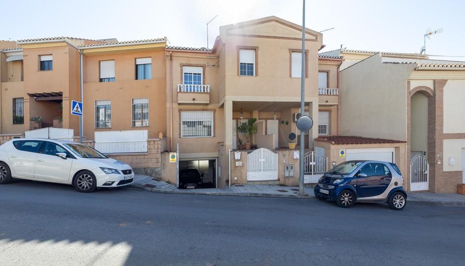 Foto 1 de Casa adosada en venda a Rambla de las Chinas, 6, Huétor Vega, Granada