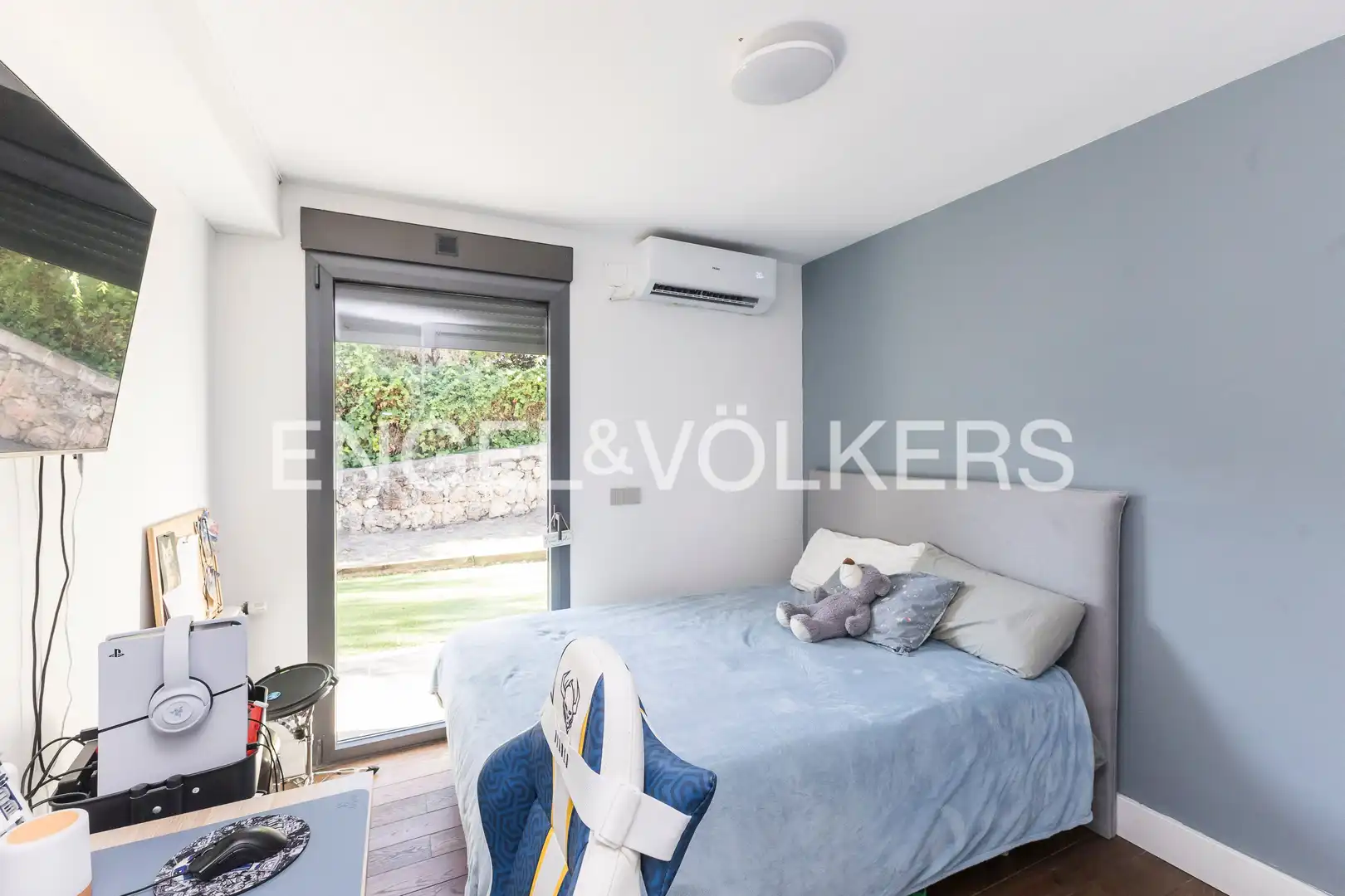 Habitación de Casa o chalet en venta en Paracuellos de Jarama con Aire acondicionado, Calefacción y Jardín privado