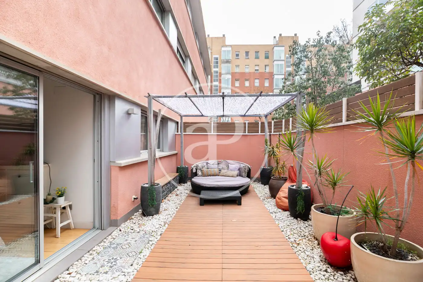 Terrasse von Wohnung zum Verkauf in Barcelona mit Klimaanlage, Heizung und Privatgarten