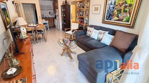 Bonito apartamento cerca del centro de Calonge , con piscina comunitaria, immagine 3