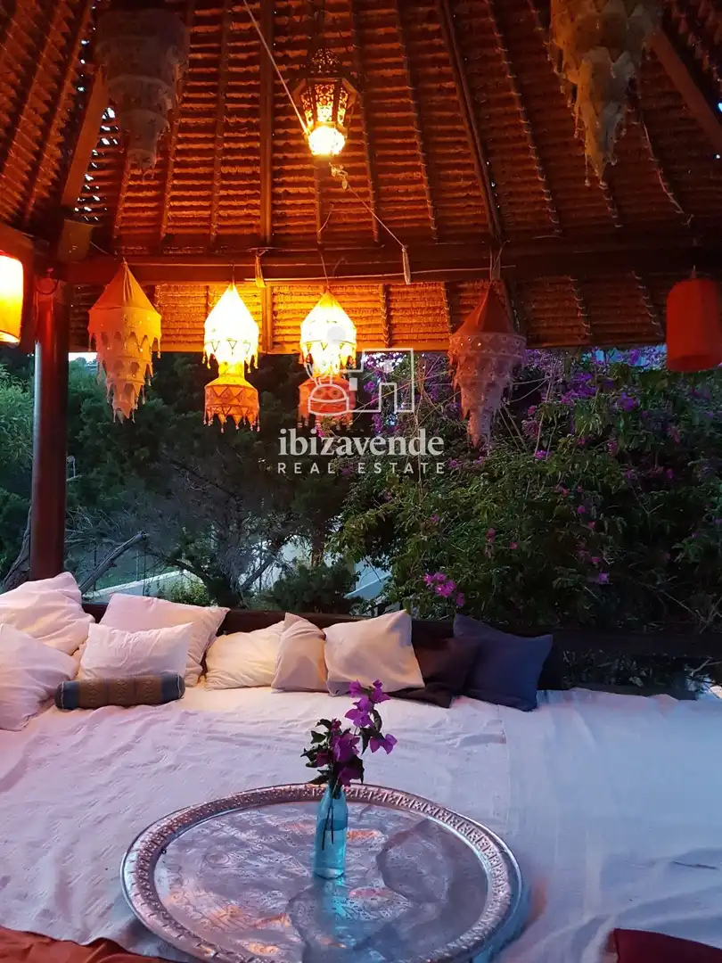 Houses for sale in Santa Eulària des Riu  with Air Conditioner, Private garden and Terrace