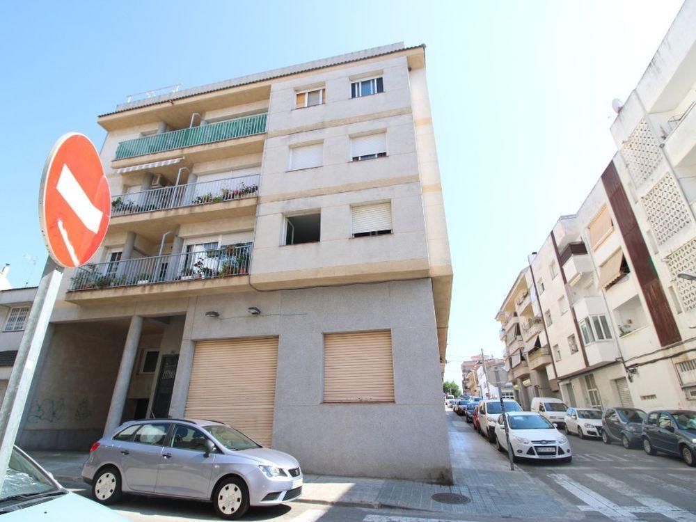Exterior view of Premises to rent in Sant Pere de Ribes  with Heating