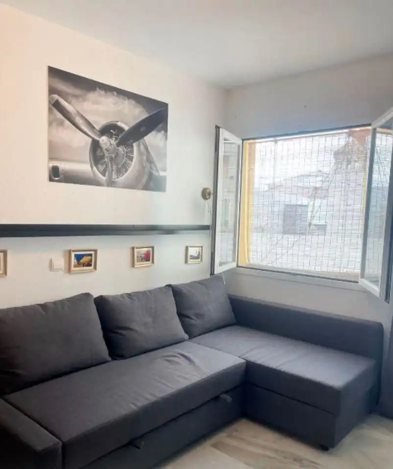 Sala de estar de Piso de alquiler en Estepona con Terraza, Amueblado y Horno
