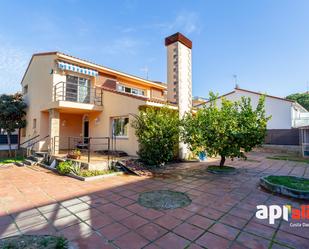 Vista exterior de Casa o xalet en venda en Salou amb Calefacció, Terrassa i Alarma