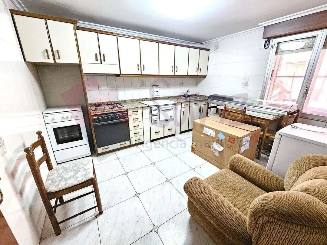 Cuina de Casa o xalet en venda en Arrúbal amb Jardí privat i Terrassa