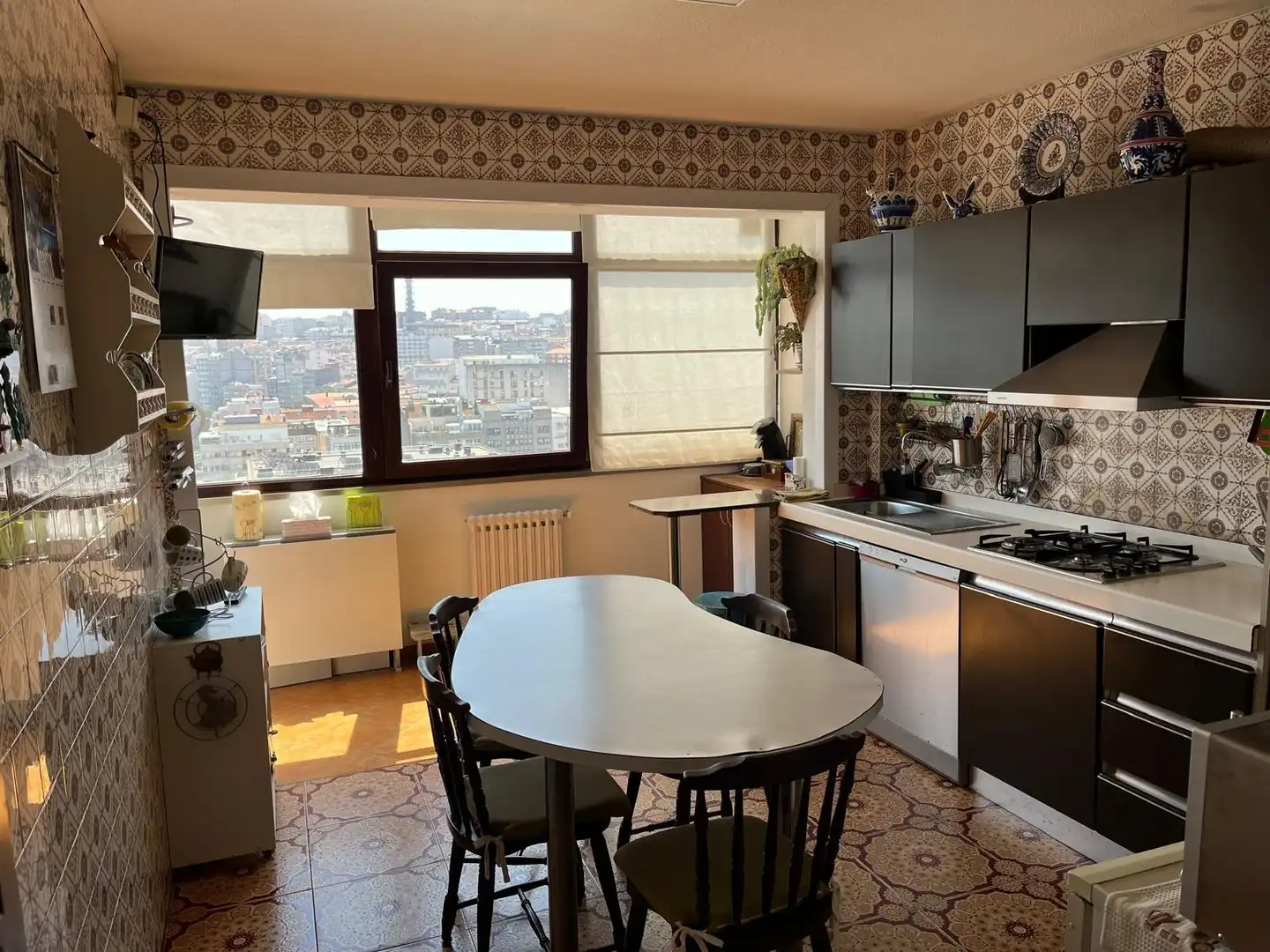 Cocina de Piso en venta en A Coruña Capital  con Calefacción, Terraza y Trastero