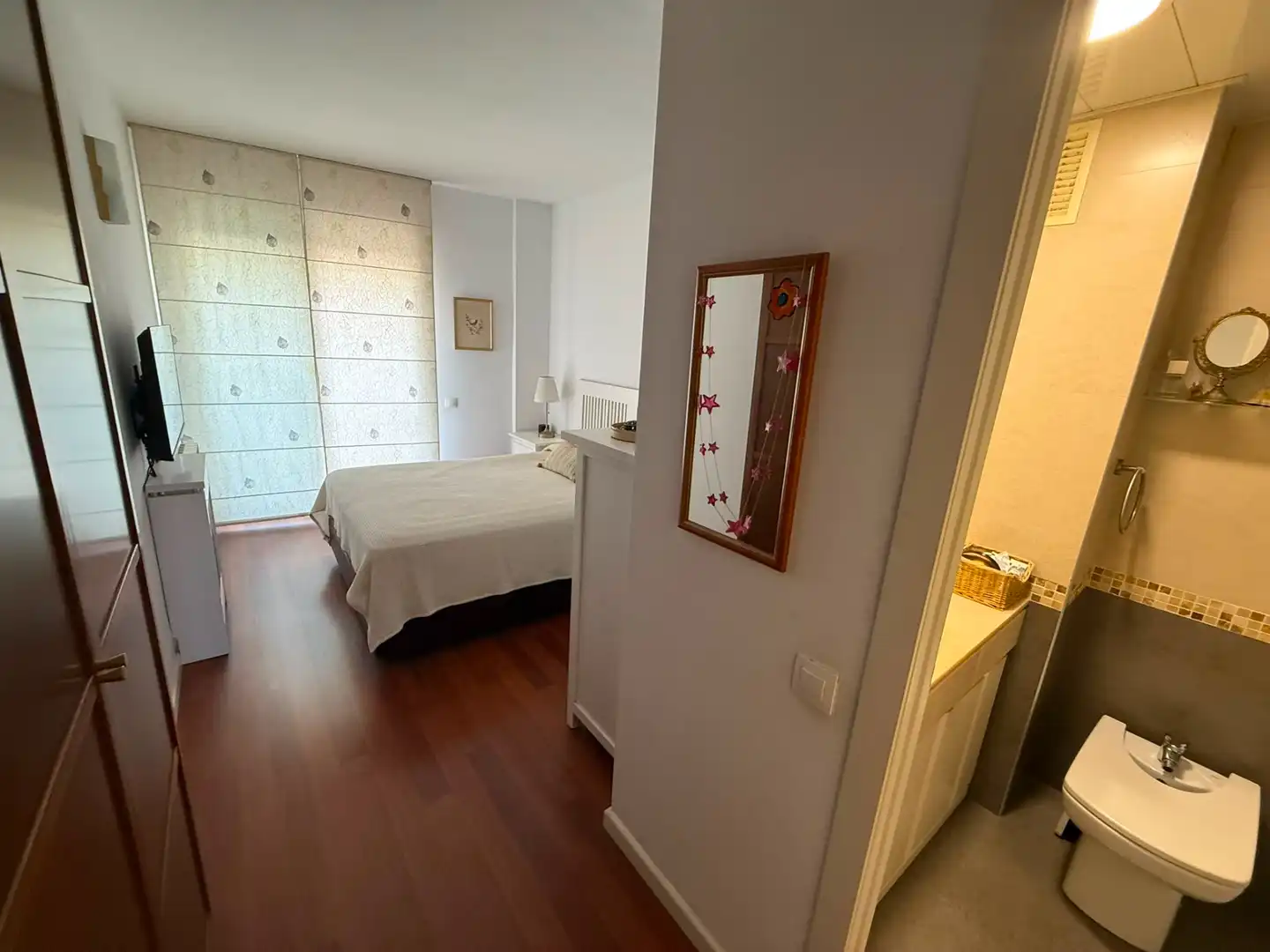 Habitación de Piso en venta en Cornellà de Llobregat con Aire acondicionado, Calefacción y Parquet