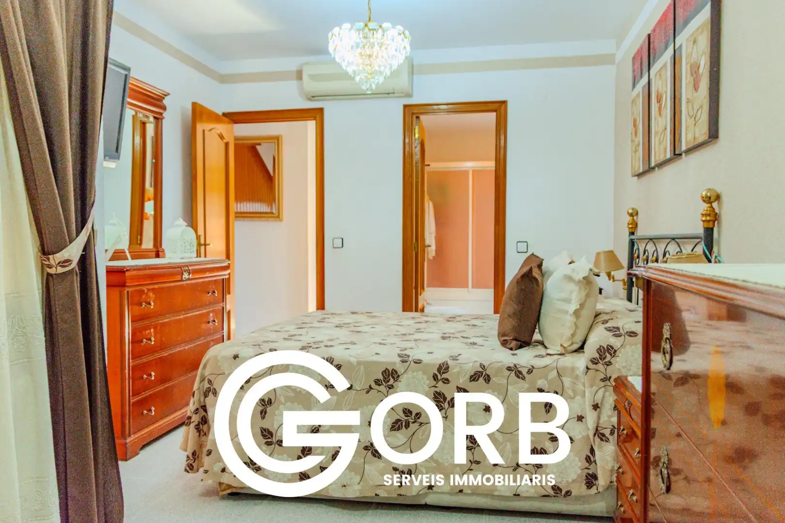 Habitación de Casa o chalet en venta en Mataró con Calefacción, Terraza y Trastero