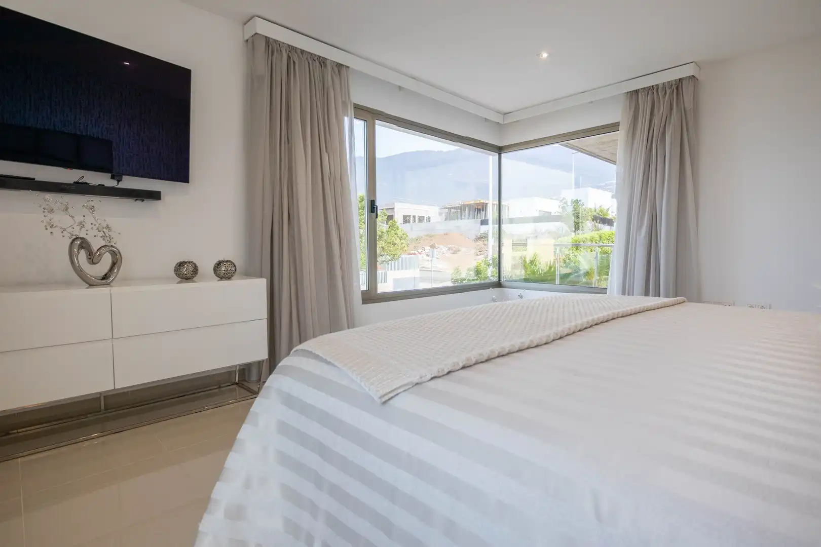 Bedroom of Houses for sale in La Orotava  with Terrace and Storage room