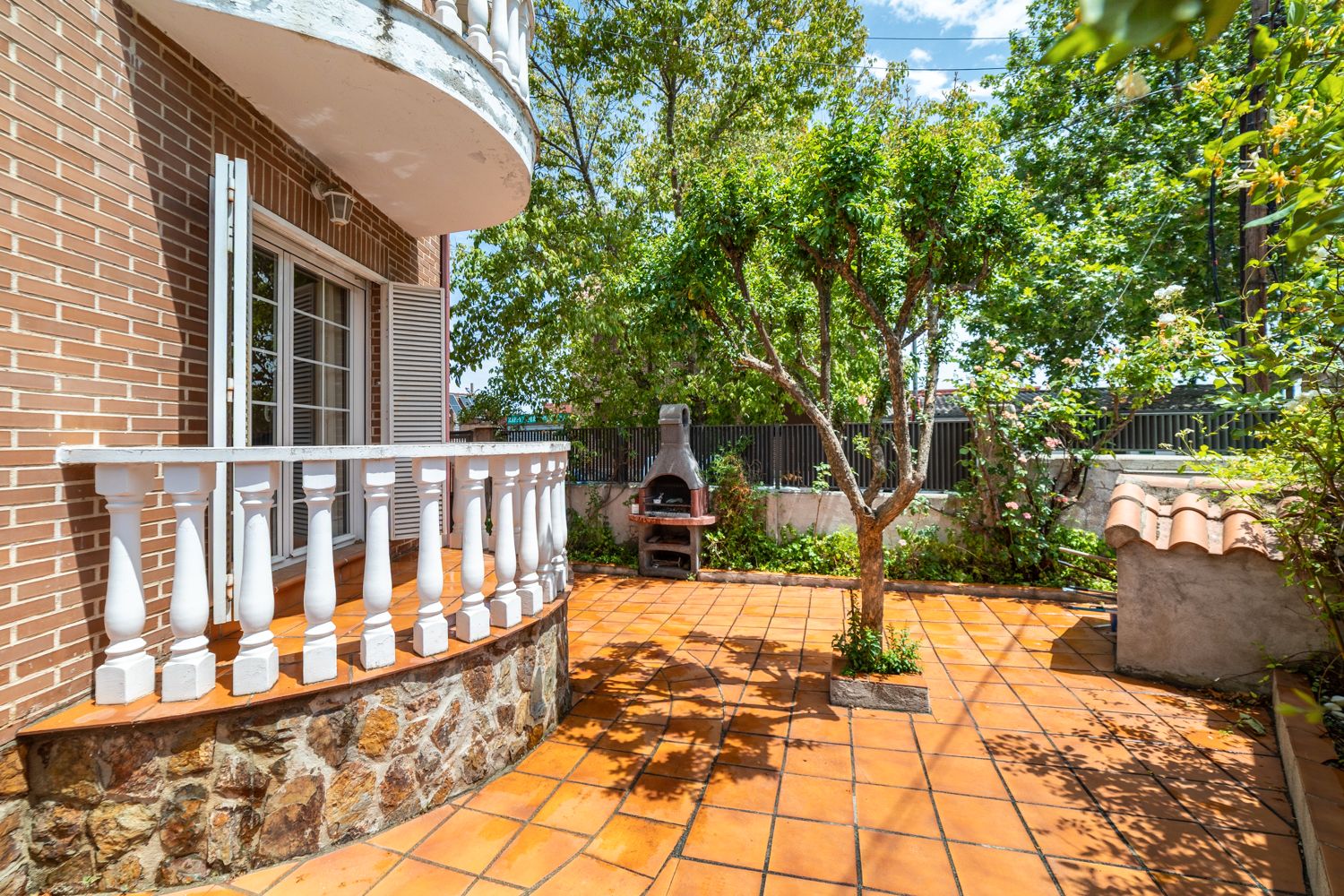 Terrace of House or chalet for sale in  Madrid Capital  with Heating, Private garden and Terrace
