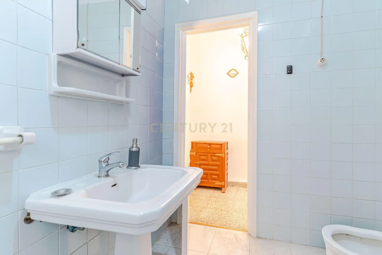 Badezimmer von Wohnung zum Verkauf in Granada