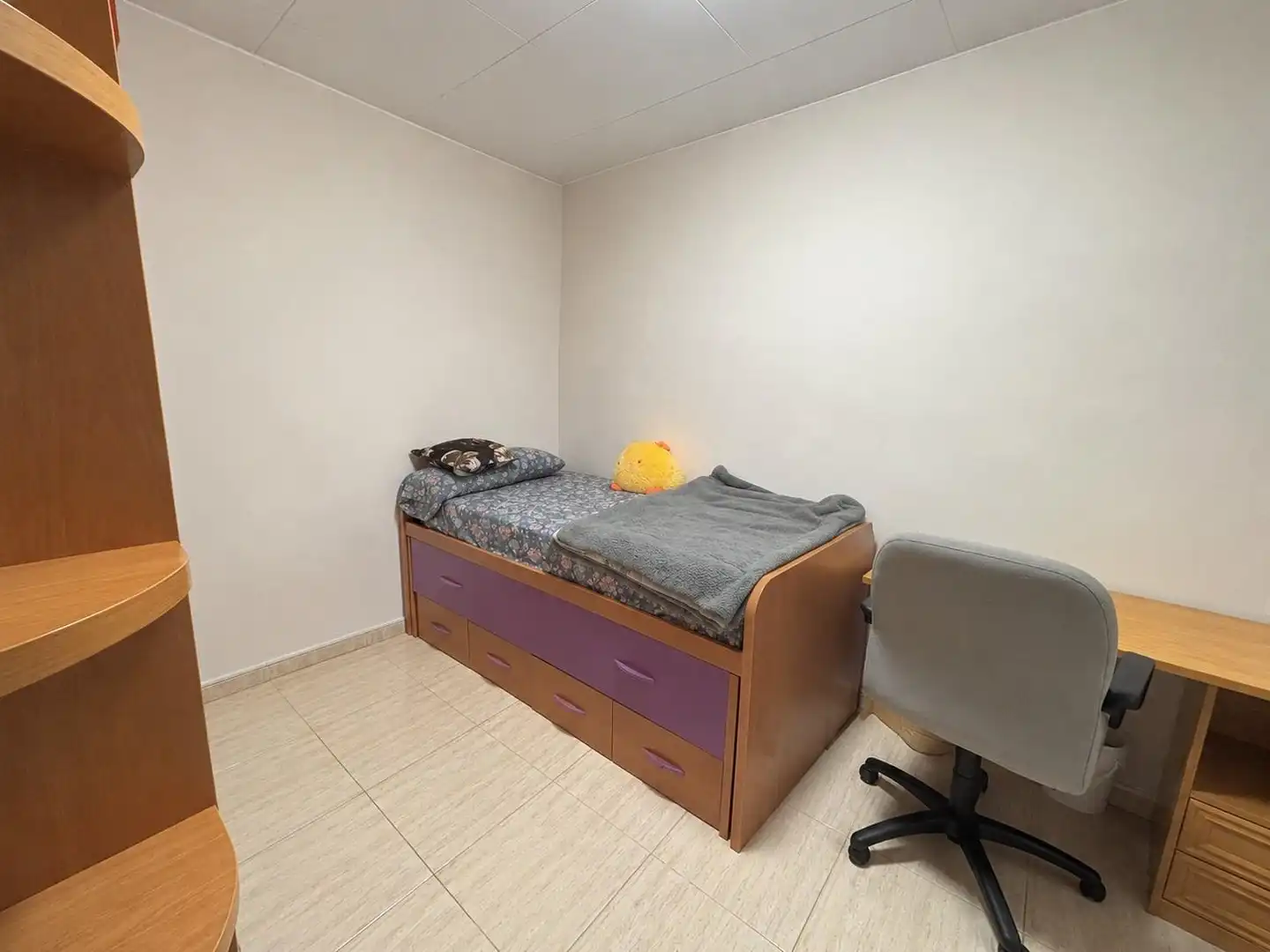 Dormitori de Pis en venda en Olot amb Calefacció, Jardí privat i Terrassa