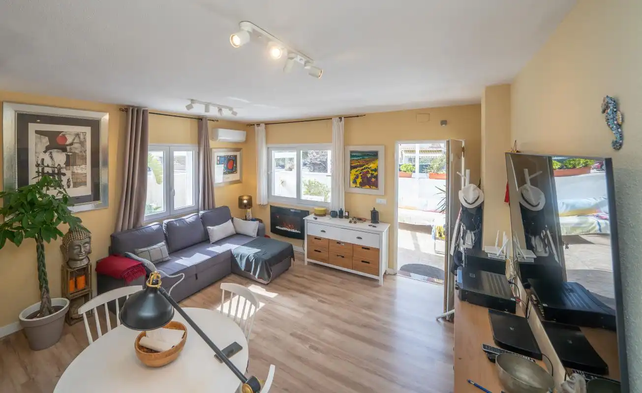 Living room of Detached homes for sale in Santa Pola  with Air Conditioner, Heating and Private garden