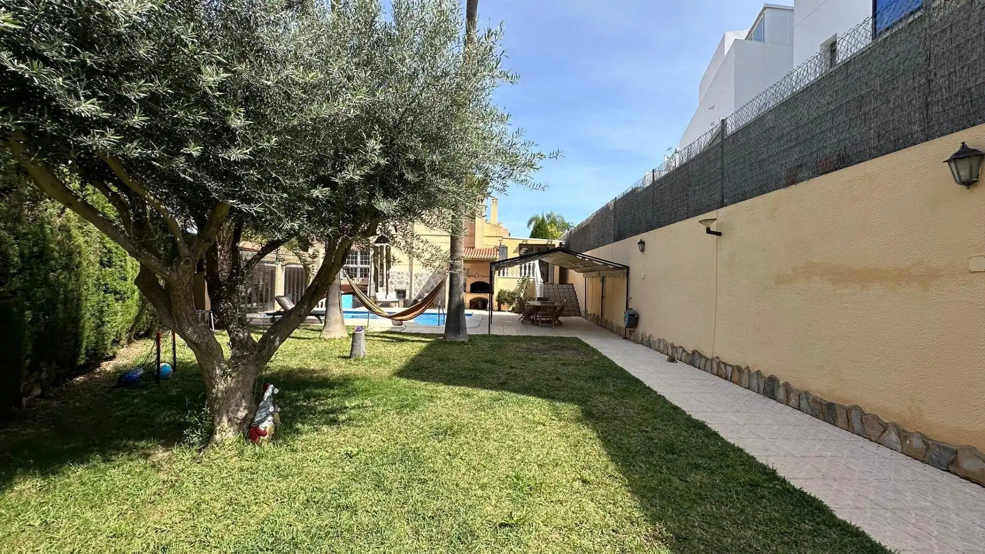 Jardín de Casa o chalet en venta en Torrevieja con Calefacción, Jardín privado y Piscina