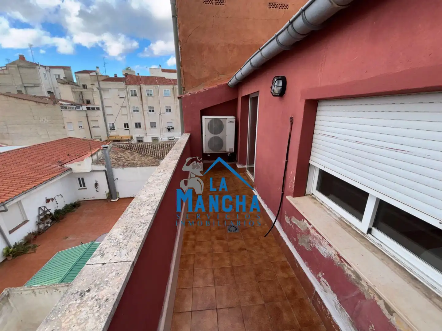 Vista exterior de Ático en venta en Albacete con Aire acondicionado, Calefacción y Terraza