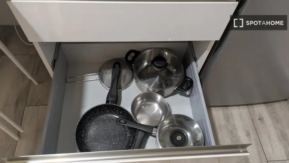 Cocina de Piso de alquiler en Madrid con Aire acondicionado, Calefacción y Amueblado
