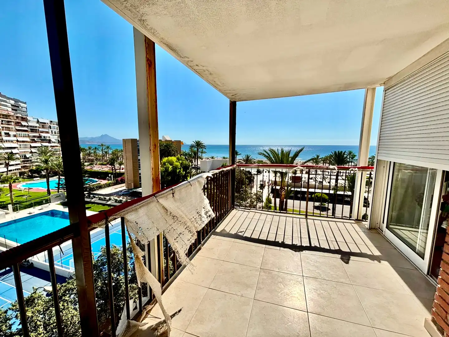 Piso con ascensor en venta en Avenida Países Escandinavos, imagen 3