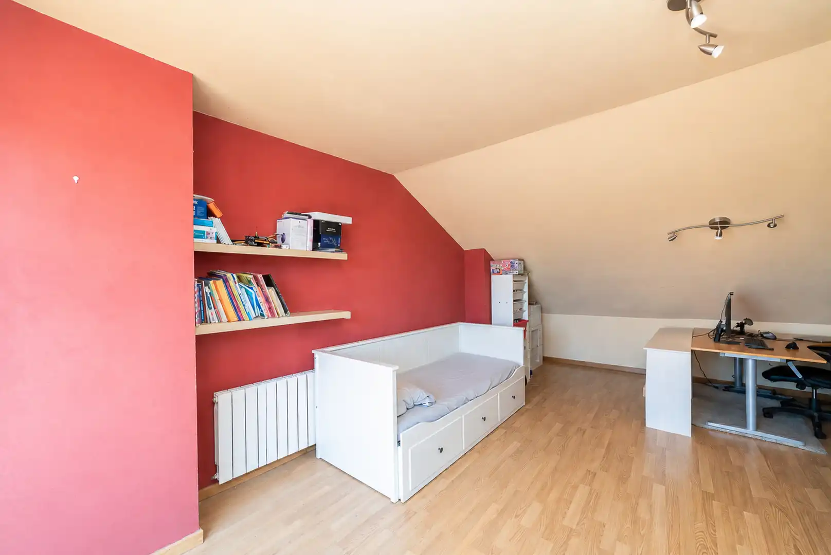 Dormitori de Casa o xalet en venda en Arroyomolinos (Madrid) amb Aire condicionat, Calefacció i Jardí privat