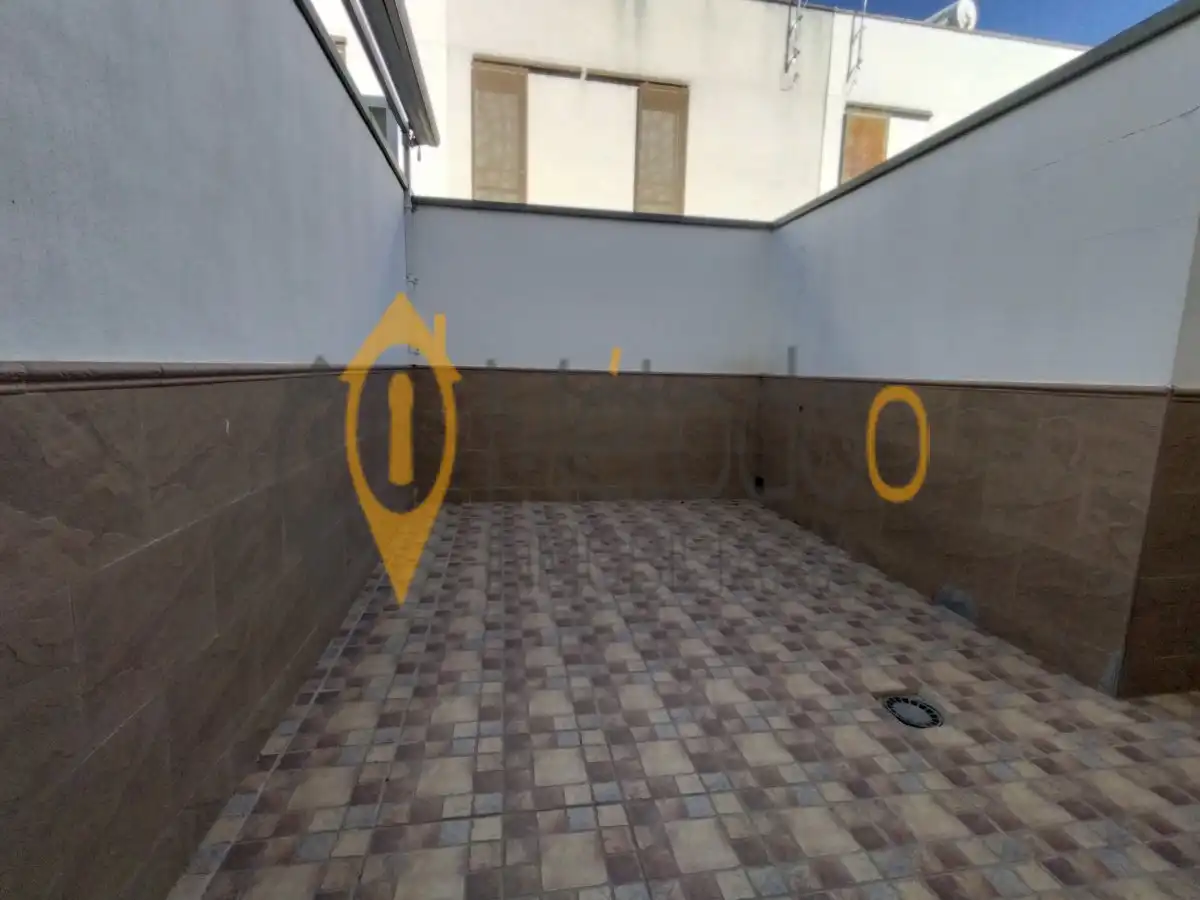Casa adosada en venta en La Rinconada con Aire acondicionado, Terraza y Trastero