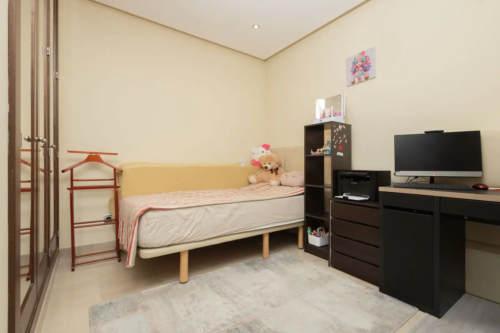 Habitación de Apartamento en venta en Estepona con Aire acondicionado, Terraza y Amueblado