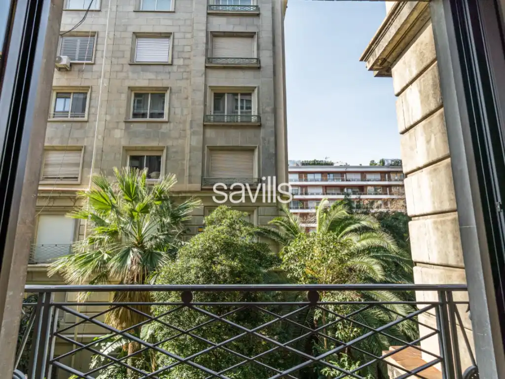 Vista exterior de Apartamento en venta en Barcelona con Aire acondicionado, Horno y Lavadora
