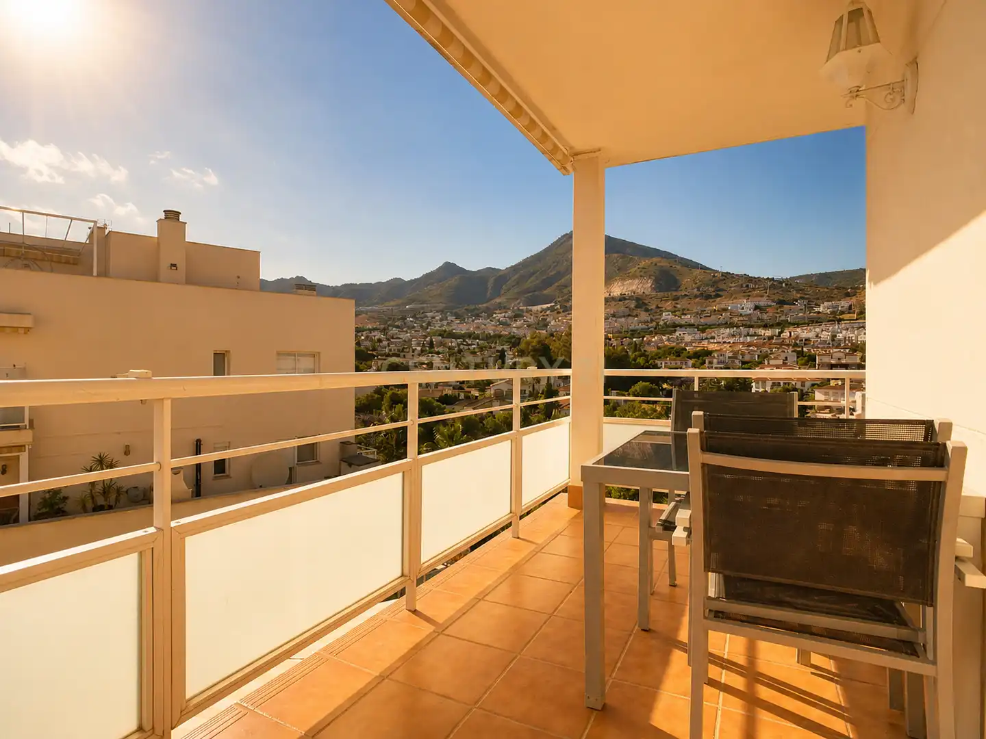 Terraza de Apartamento en venta en Benalmádena con Aire acondicionado, Trastero y Piscina comunitaria