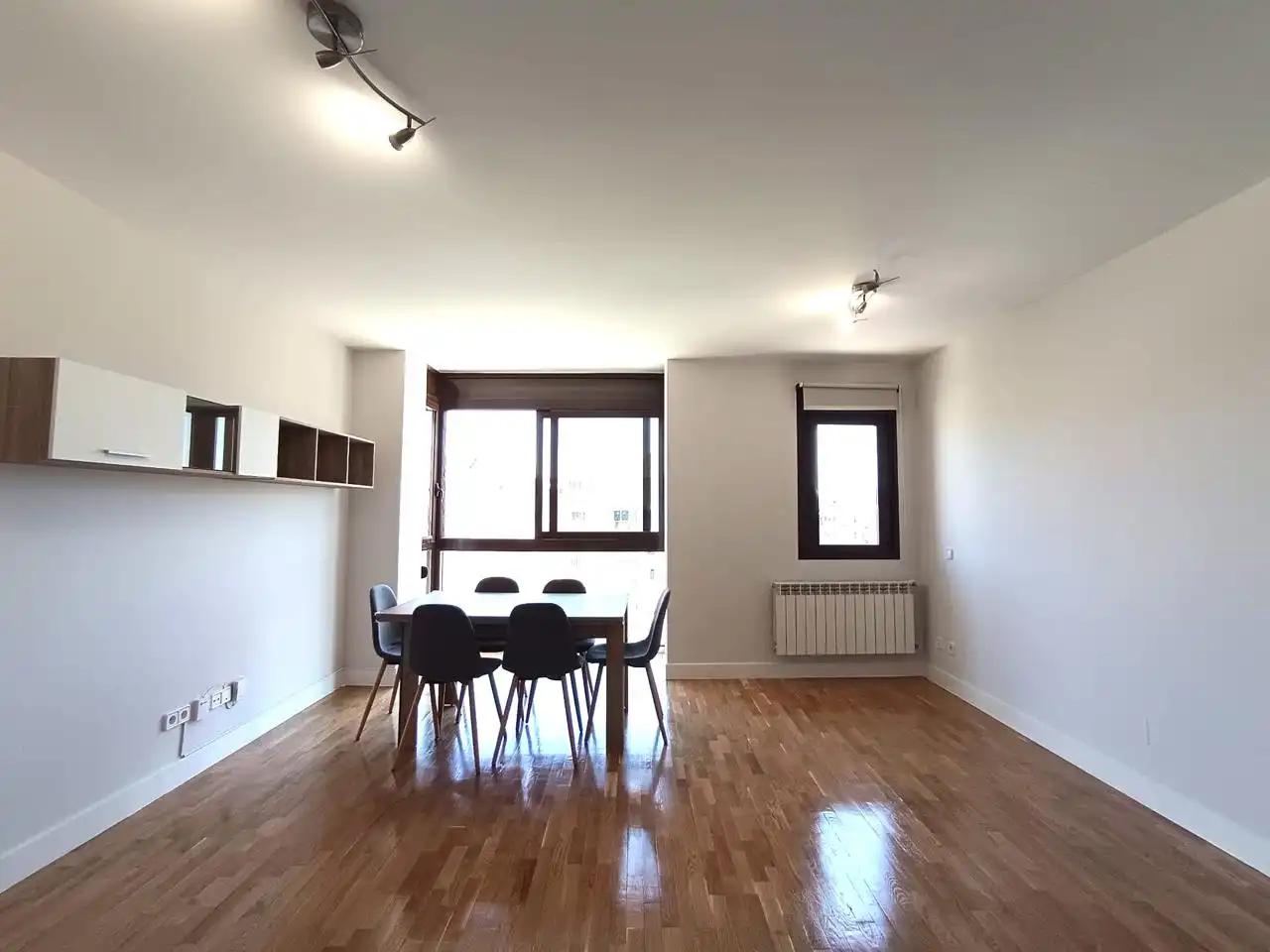 Piso de alquiler en De Diego Hurtado De Mendoza, Sanchinarro