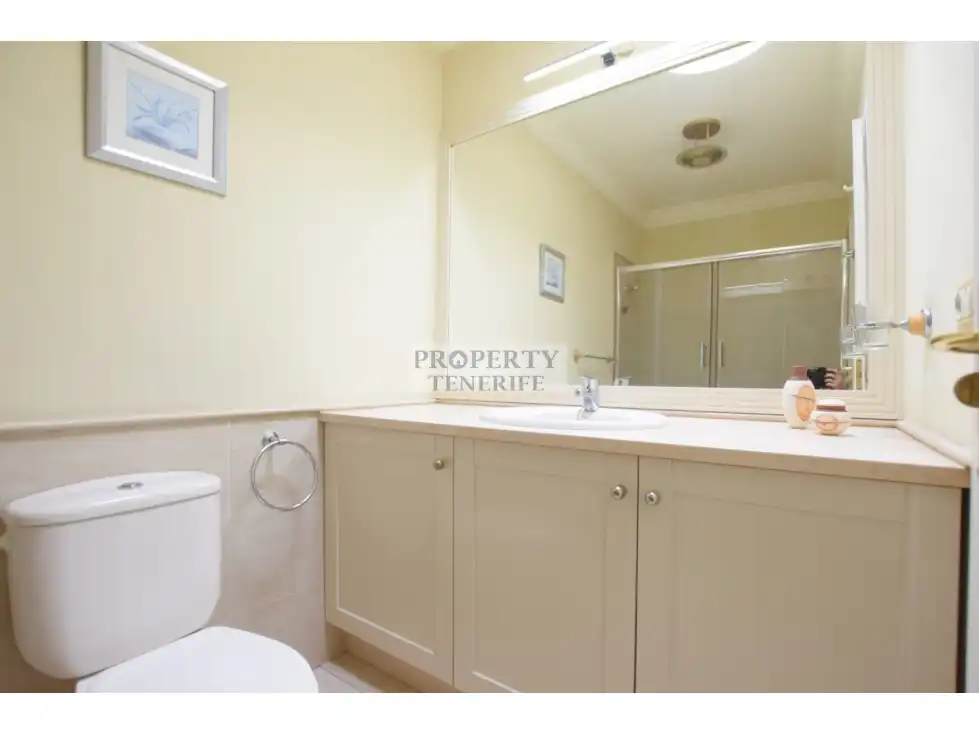 Bathroom of Houses for sale in Arona  with Furnished