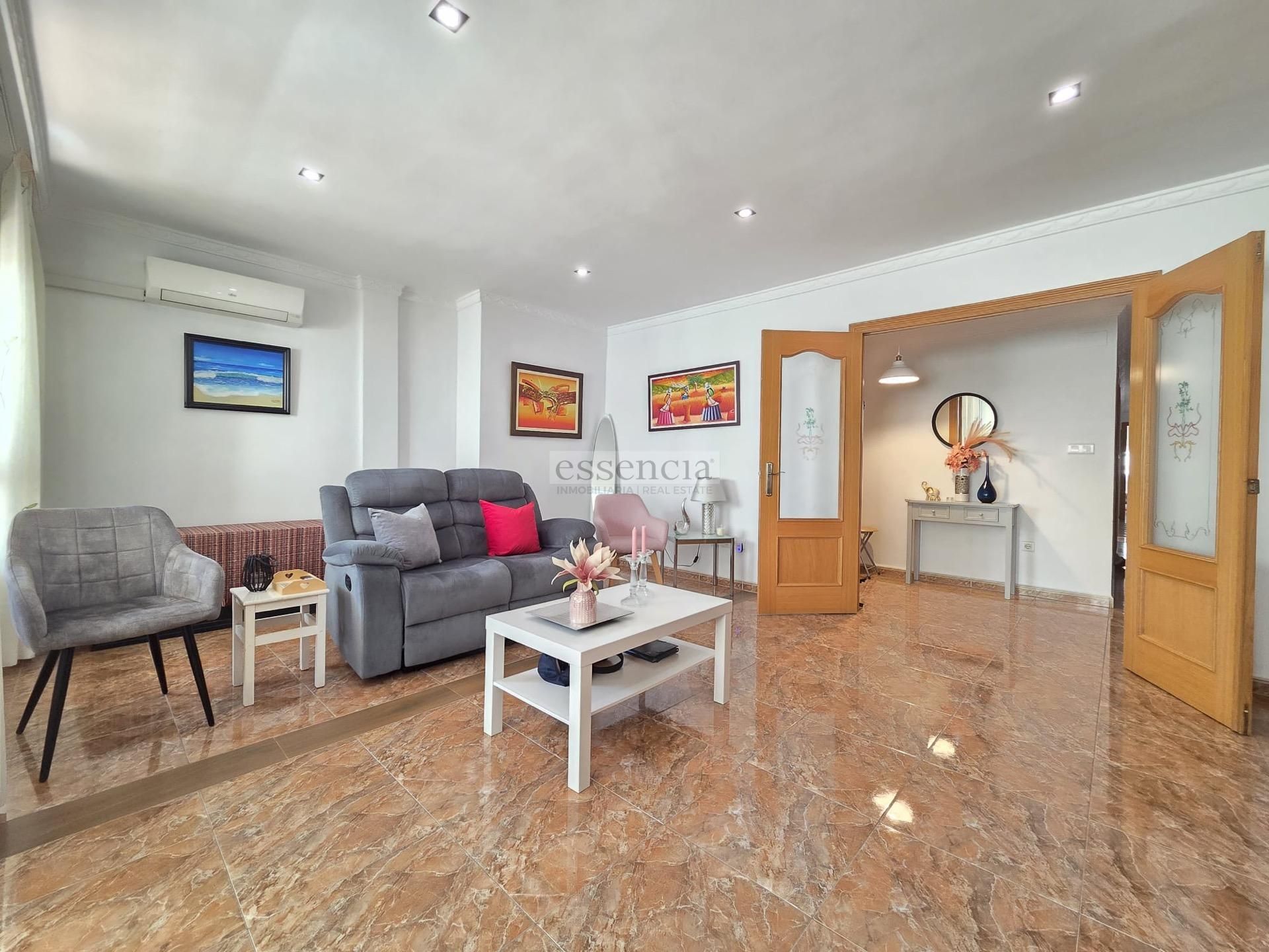 Living room of Flat for sale in Gandia  with Air Conditioner, Heating and Balcony