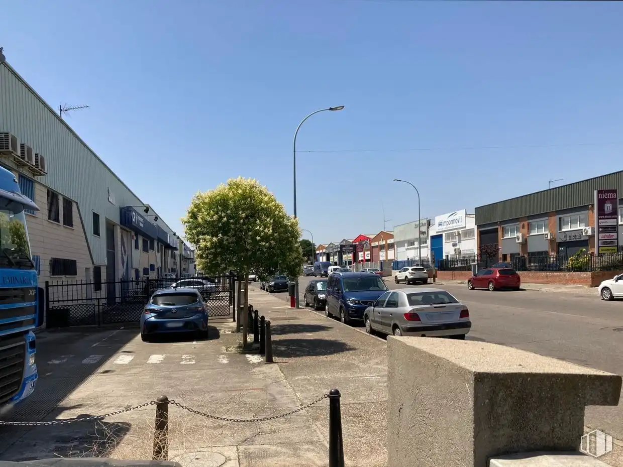 Vista exterior de Nave industrial en venta en Arganda del Rey con Calefacción y Alarma