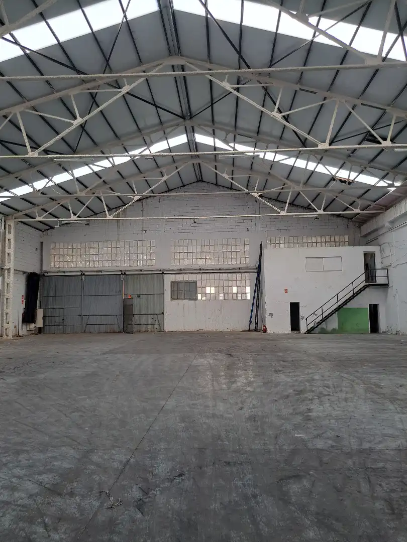 Nave industrial in affitto a Centre - Sant Josep - Sanfeliu, imagen 3