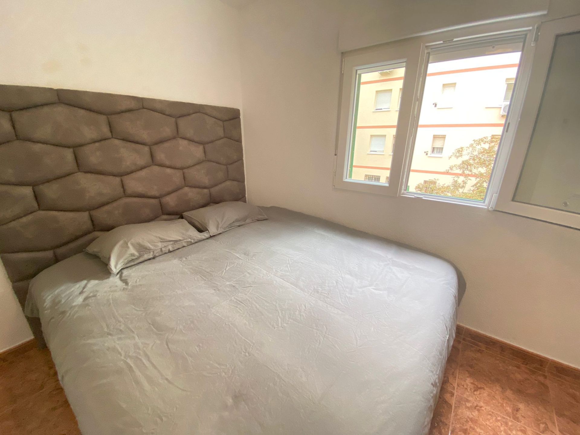 Dormitori de Pis de lloguer en  Madrid Capital amb Calefacció, Moblat i Rentadora