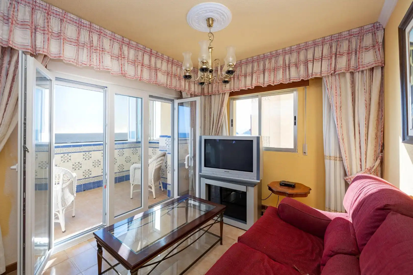 Sala d'estar de Pis en venda en Almuñécar amb Terrassa i Moblat