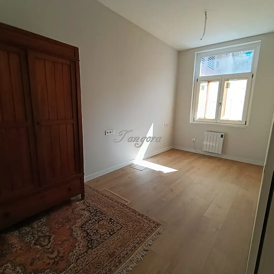 Habitación de Apartamento en venta en Getxo  con Calefacción y Parquet