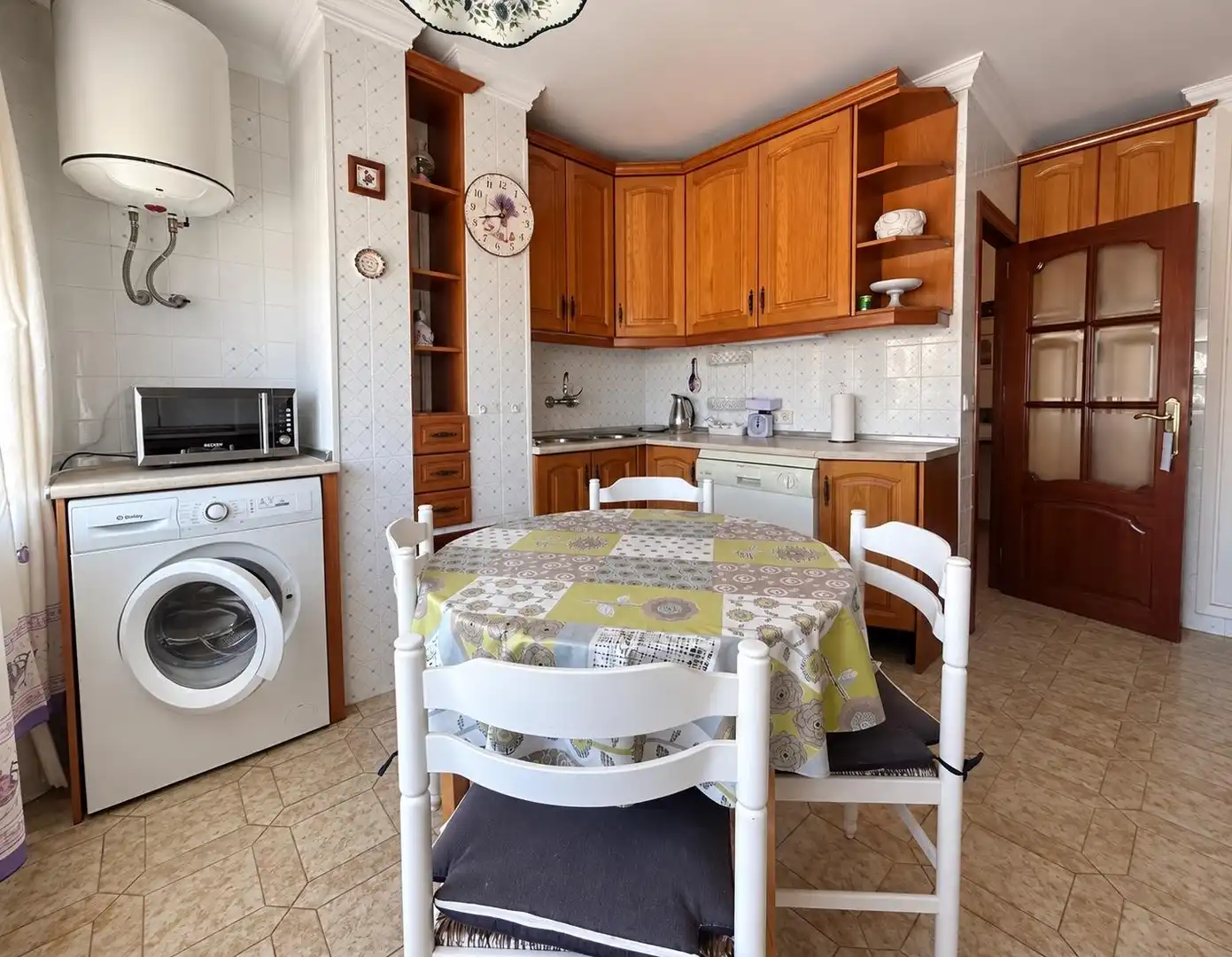 Piso con ascensor en venta en Avenida de Juan Sebastián Elcano, imagen 6