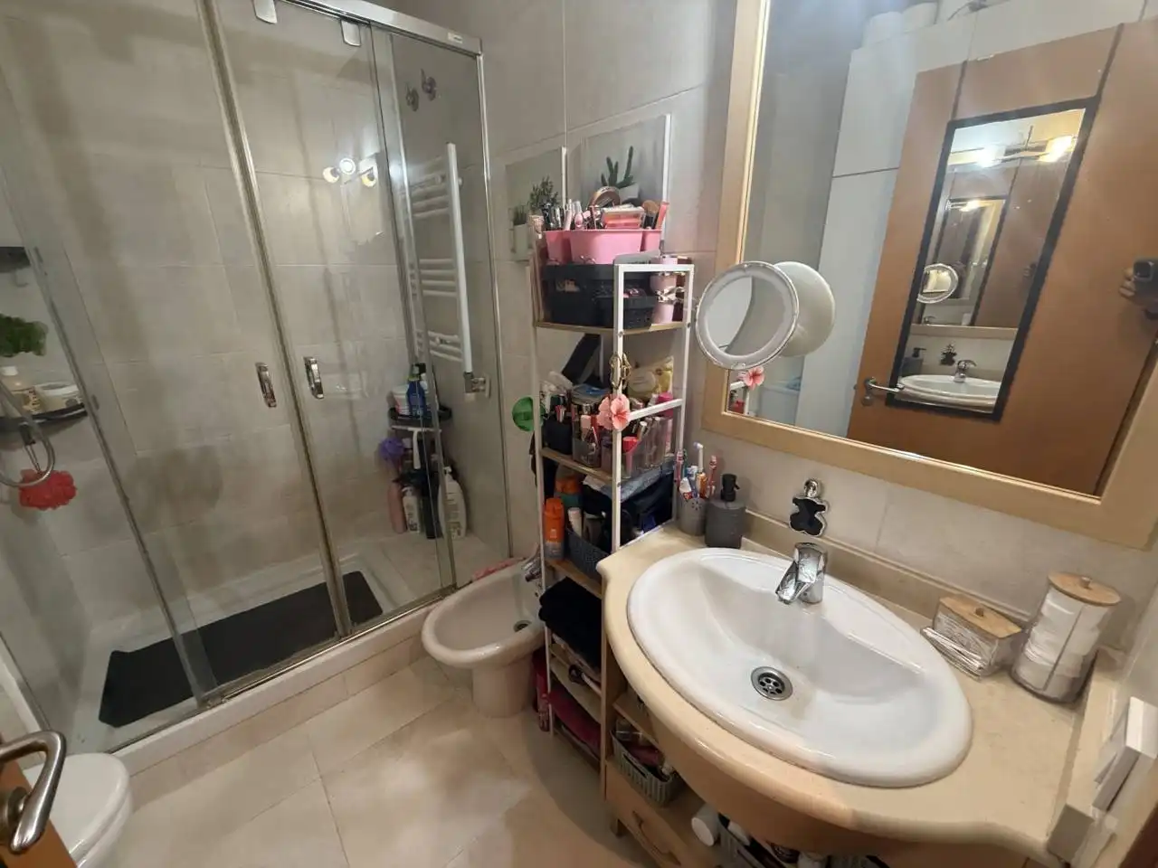 Badezimmer von Wohnung zum Verkauf in Sabadell mit Klimaanlage, Heizung und Parkett