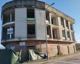 Vista exterior de Edifici en venda en Salvaterra de Miño