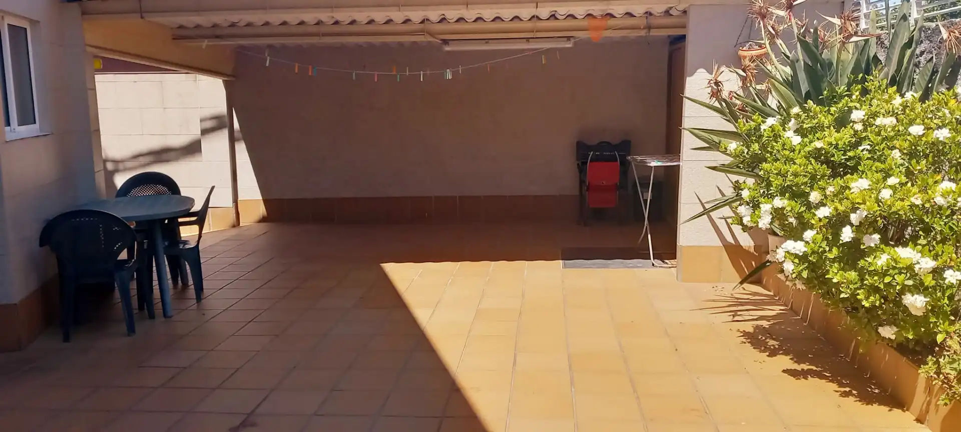 Terrassa de Casa o xalet en venda en Vilagarcía de Arousa amb Calefacció, Terrassa i Traster