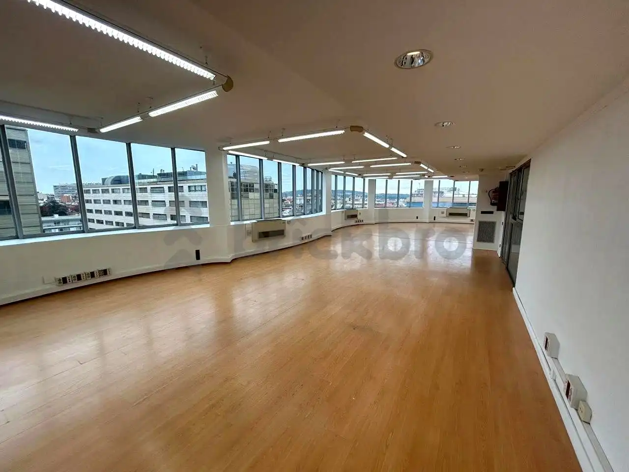 Oficina de alquiler en Barcelona, Barcelona