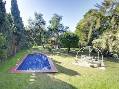 Swimming pool of House or chalet for sale in Marbella  with Private garden, Terrace and Swimming Pool