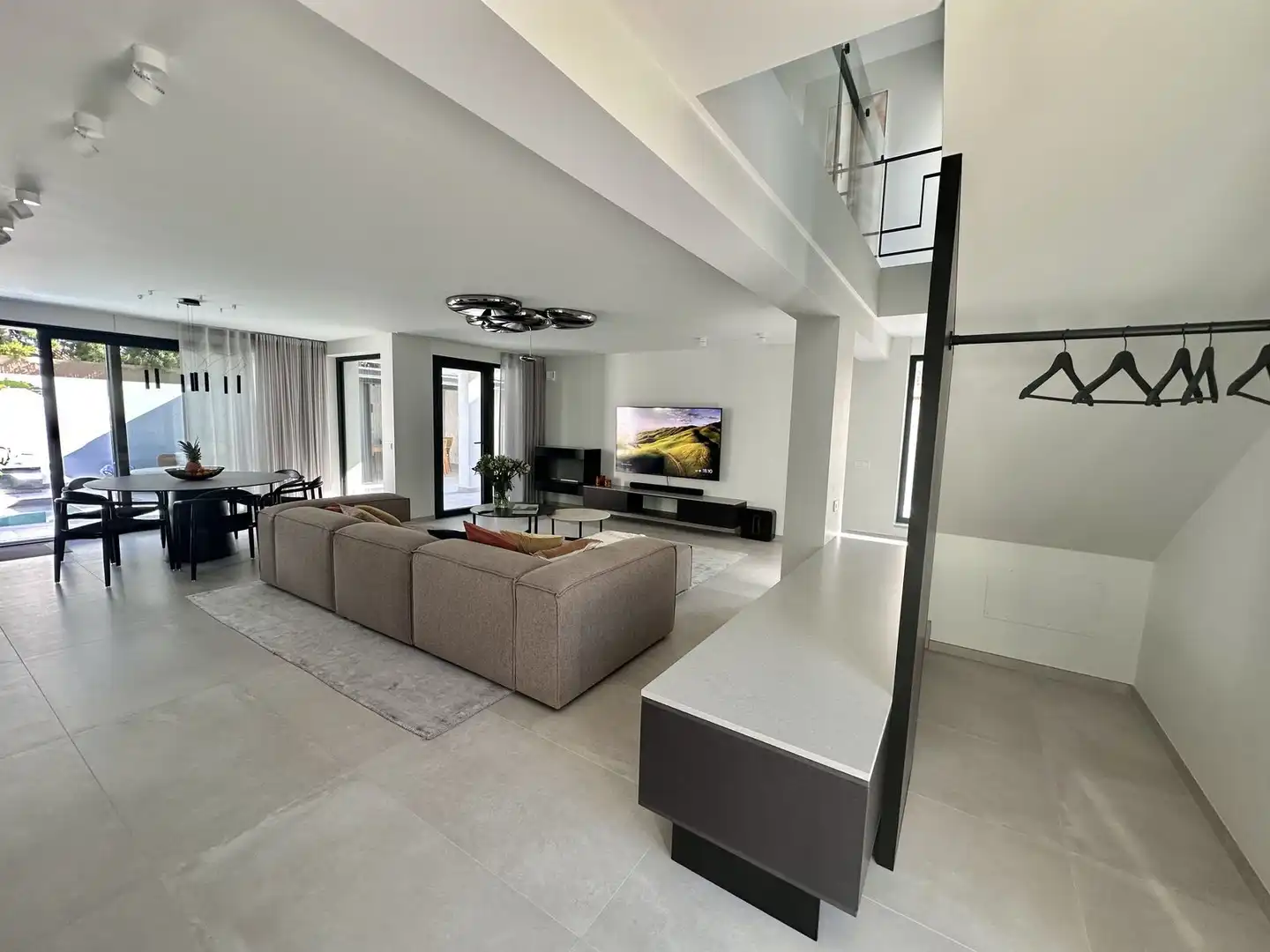 Chalet con terraza en venta en Urbanizacion Lomas de Rio Verde 9A, imagen 3