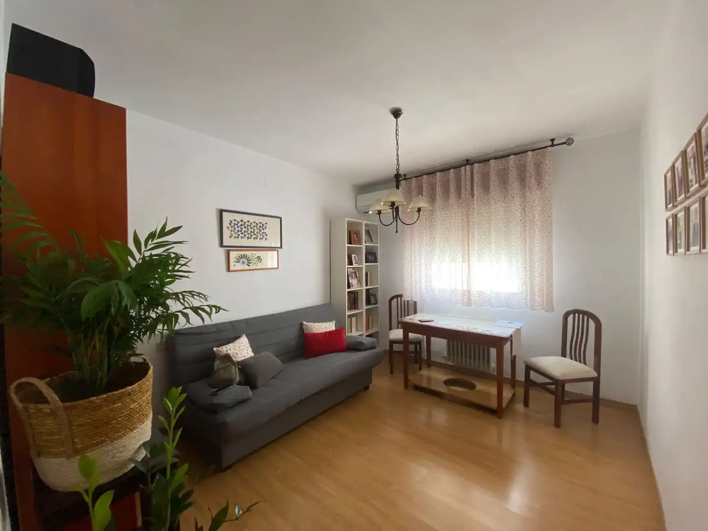 Living room of Flat for sale in Manzanares  with Air Conditioner, Heating and Storage room