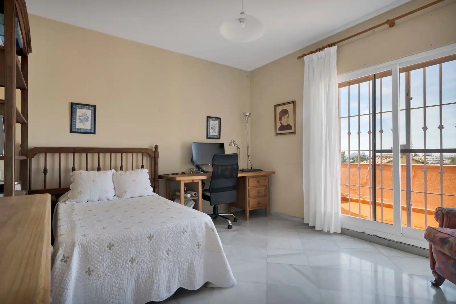 Chalet con piscina en venta en Avenida Pablo Ruiz Picasso 11, imagen 48