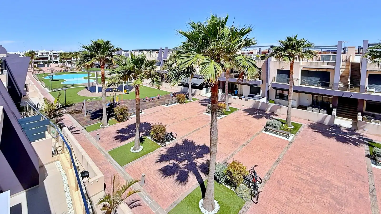 Vista exterior de Ático en venta en Pilar de la Horadada con Amueblado