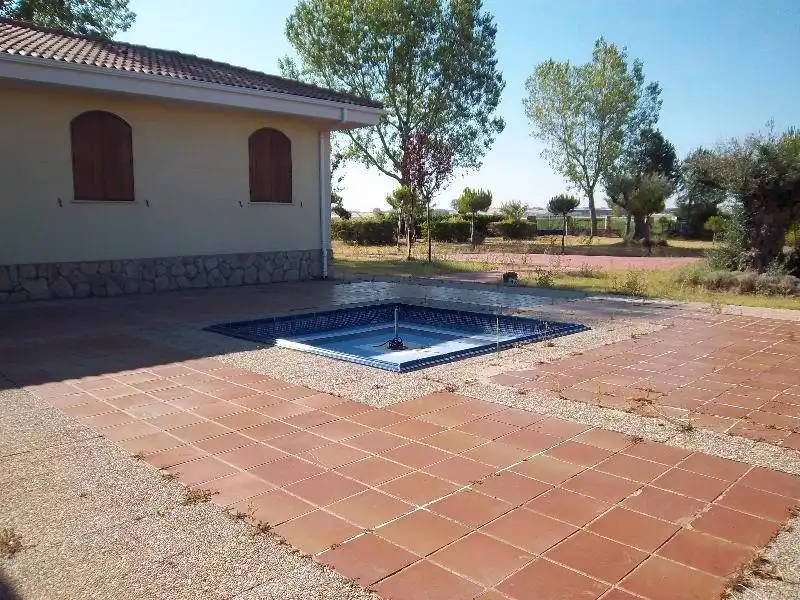 Houses for rent in Área Rural