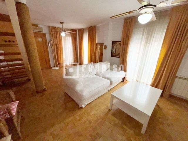 Dormitori de Dúplex de lloguer en Guadalajara Capital amb Aire condicionat, Calefacció i Parquet