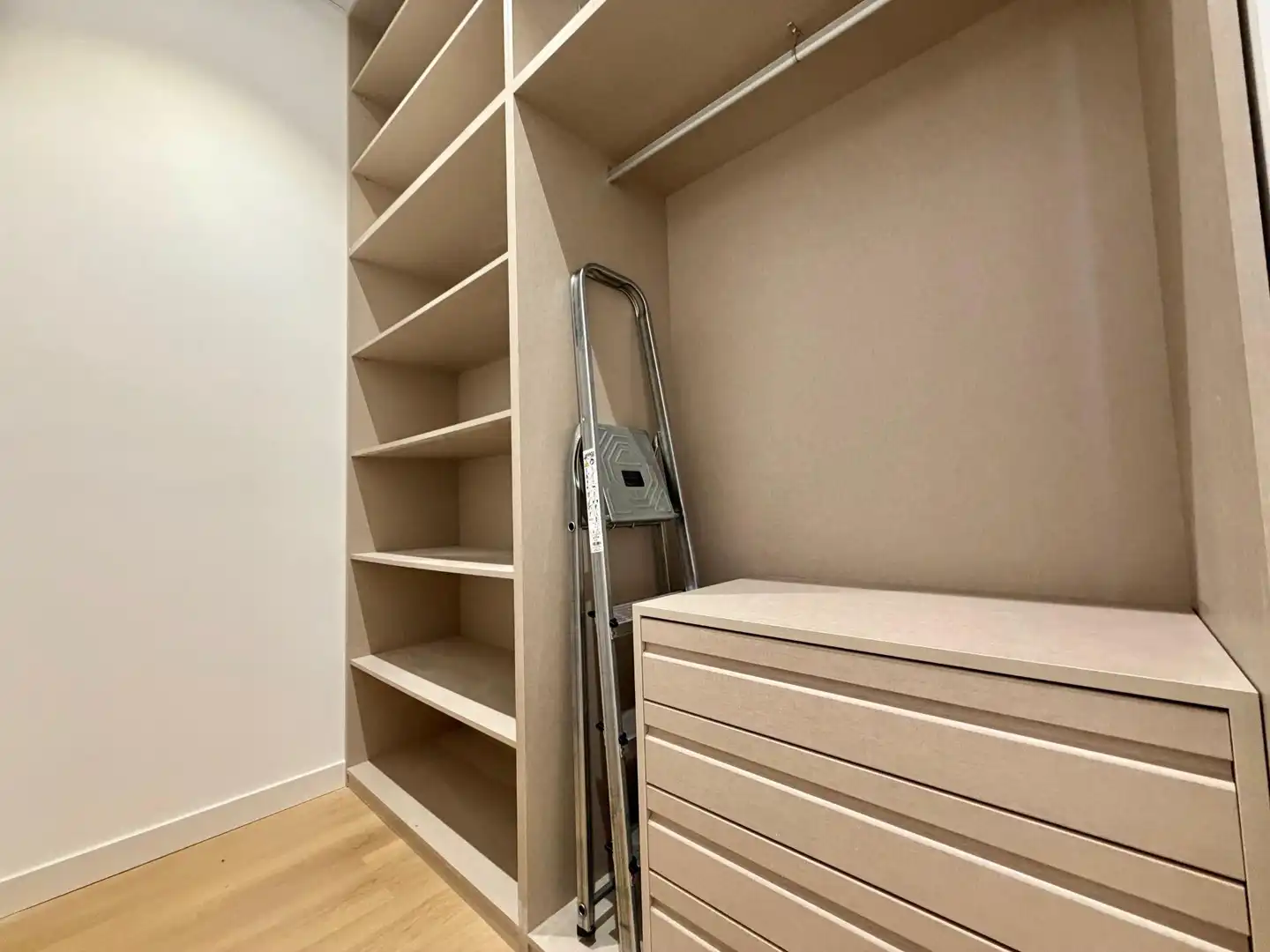 Schlafzimmer von Erdgeschoss zur Miete in Seseña mit Klimaanlage, Heizung und Alarm