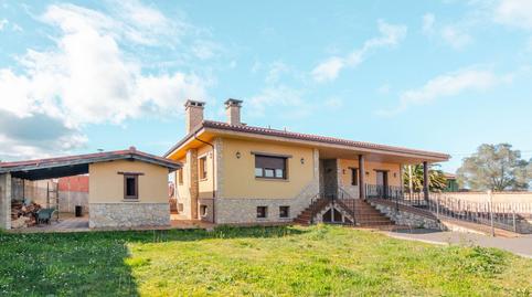 Foto 2 de Casa o xalet en venda a Lugar Villanueva, 33456, Santo Adriano, Asturias